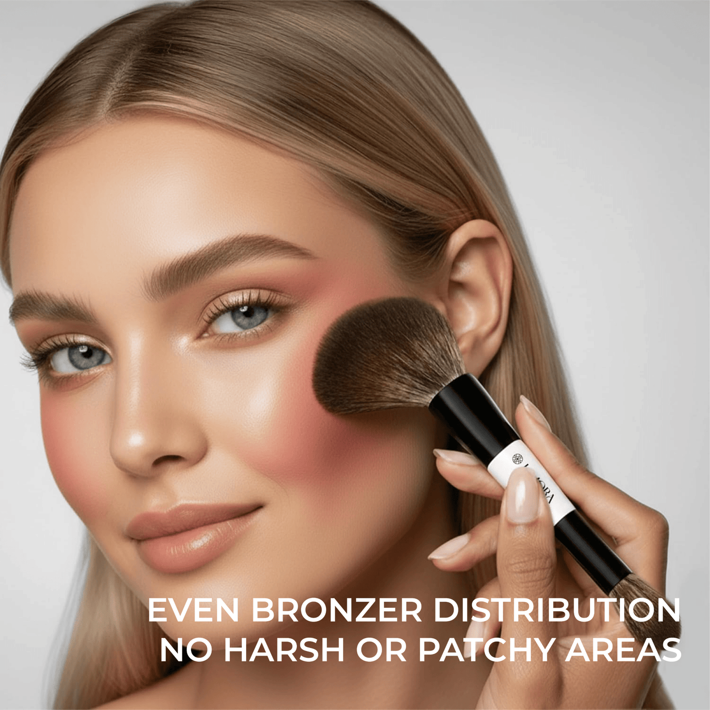 Powder & Bronzer Duo Brush - Lamora Beauty